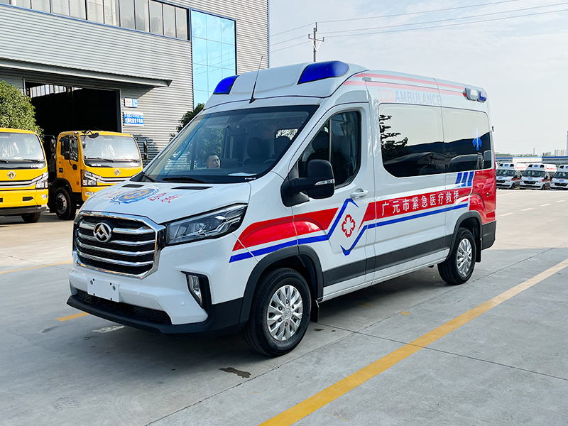 上汽大通V90救護(hù)車圖片2